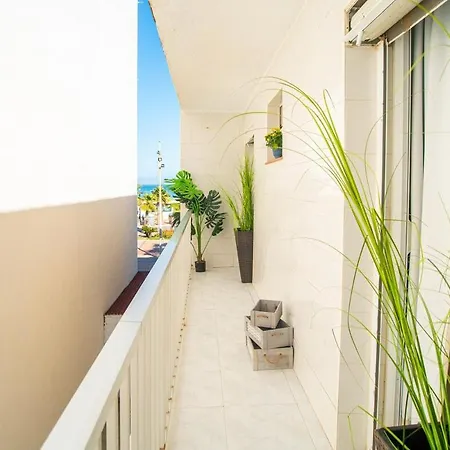 Appartement Boutique Apartment Terrace By The Sea By Turivida