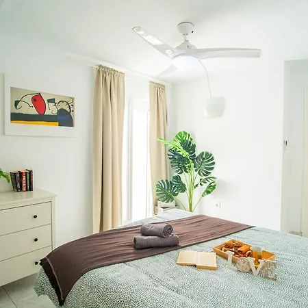 Luxury Sunset Boutique - *